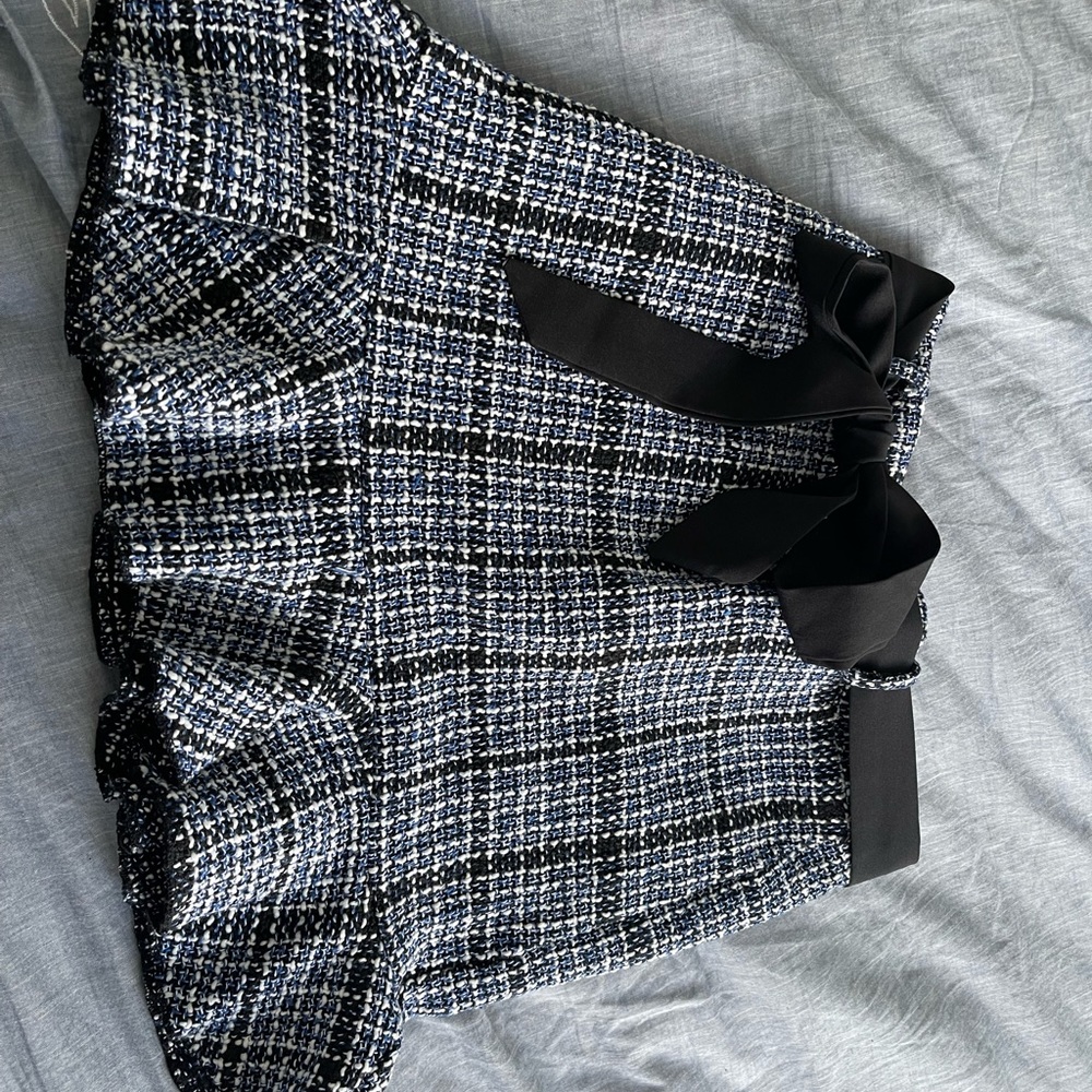 Tweed skirt